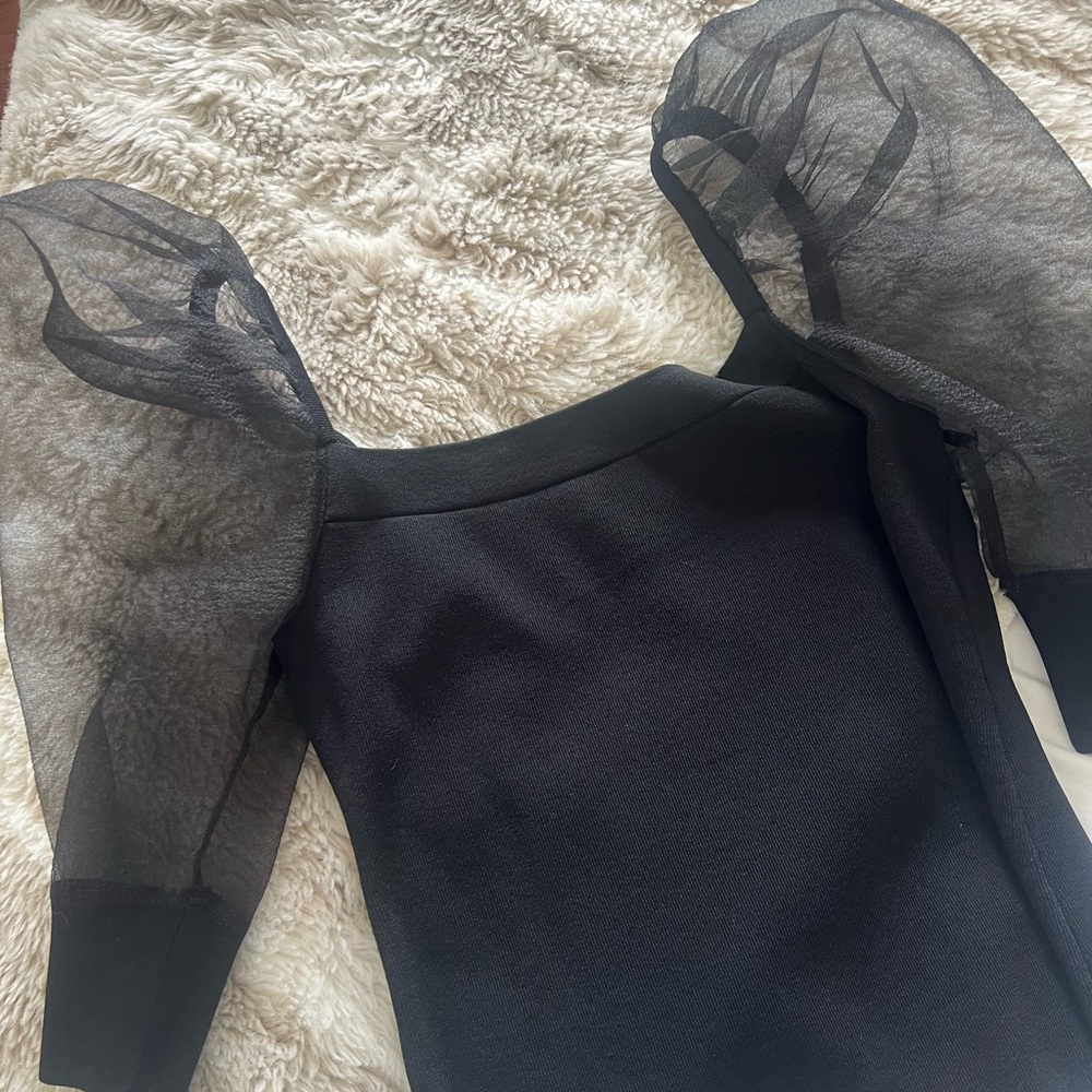 bar III black puff sleeve top